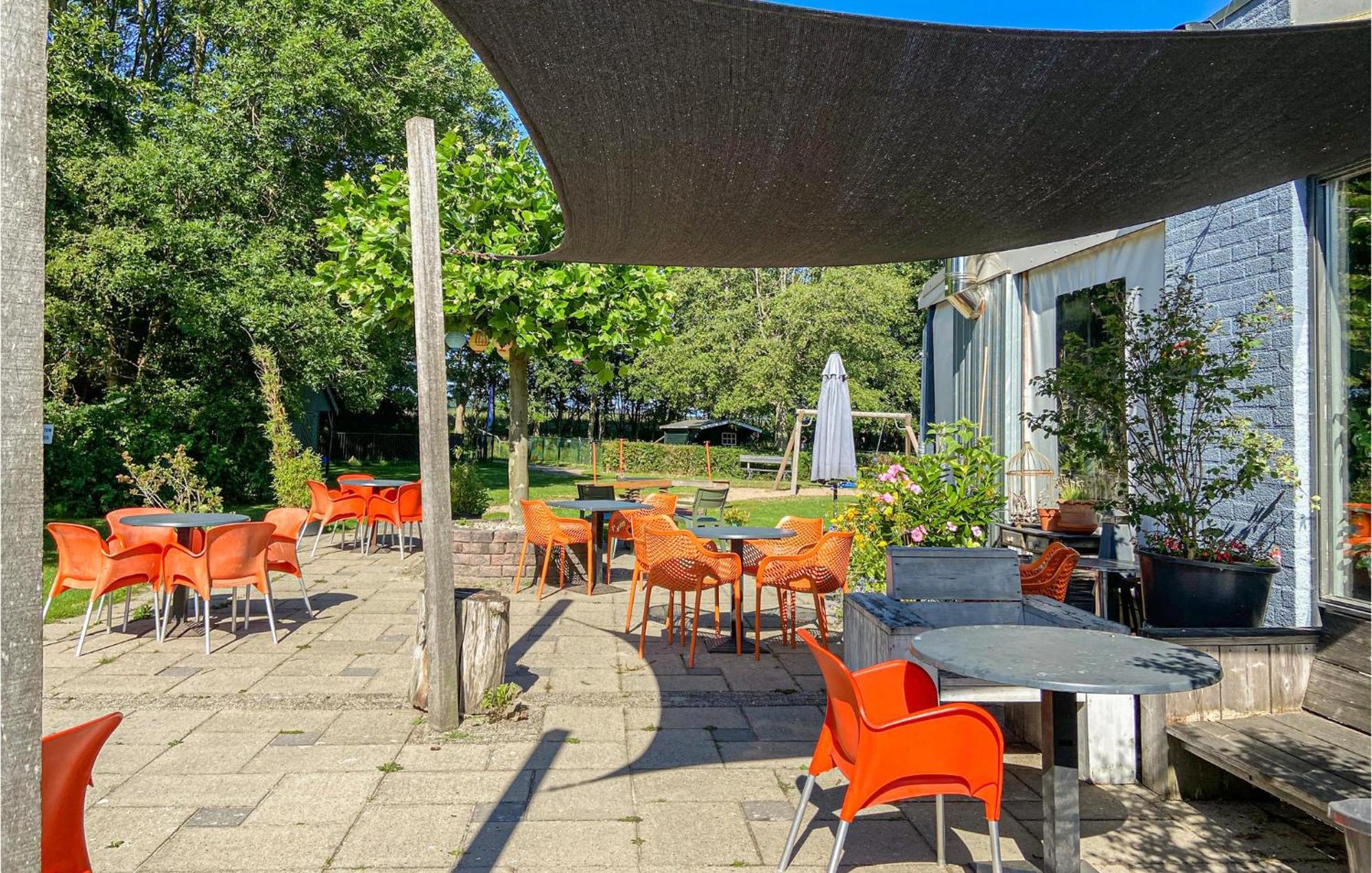 Nice Home In Warmenhuizen With Wifi Schoorldam Экстерьер фото